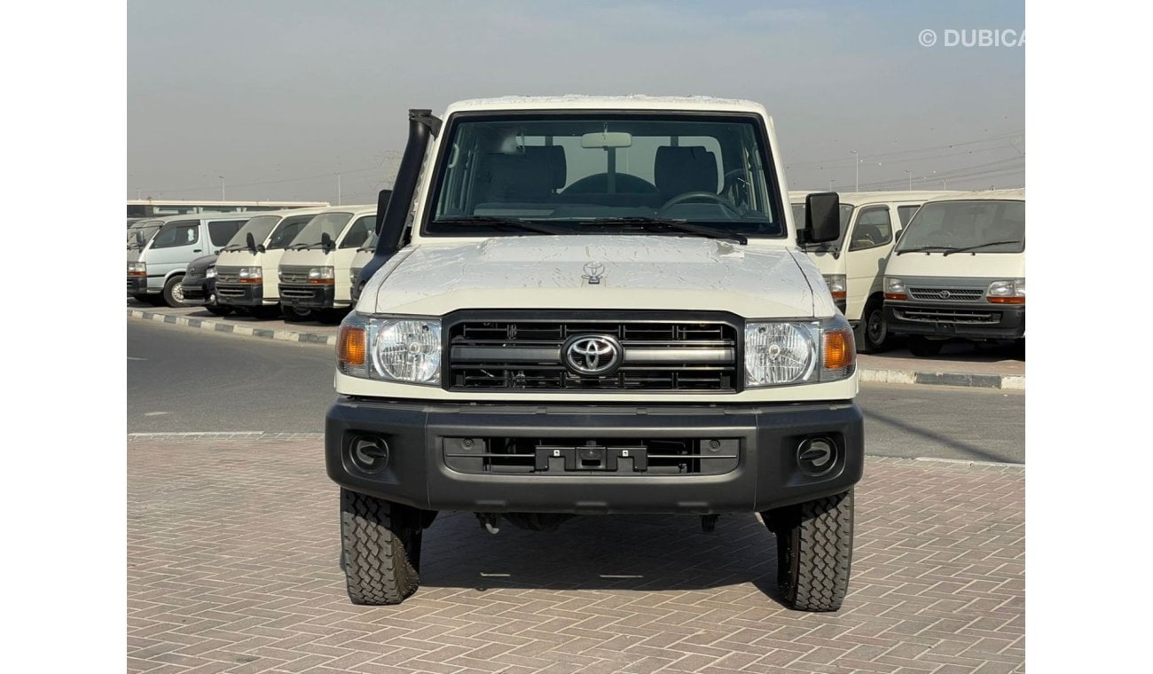 Toyota Land Cruiser Pick Up LC79 DC PICKUP 4.2L DSL MT