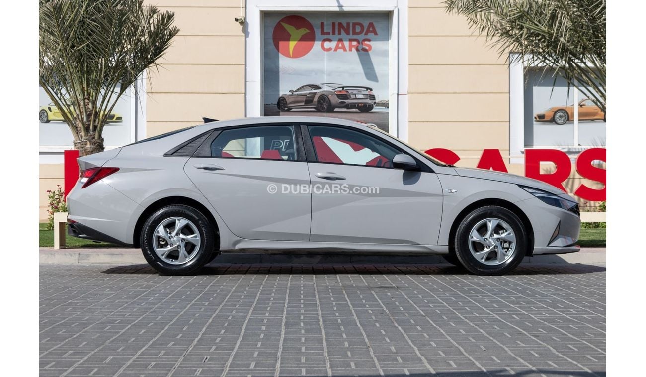 Hyundai Elantra Smart 1.6L Hyundai Elantra 2023 GCC under Warranty with Flexible Down-Payment.