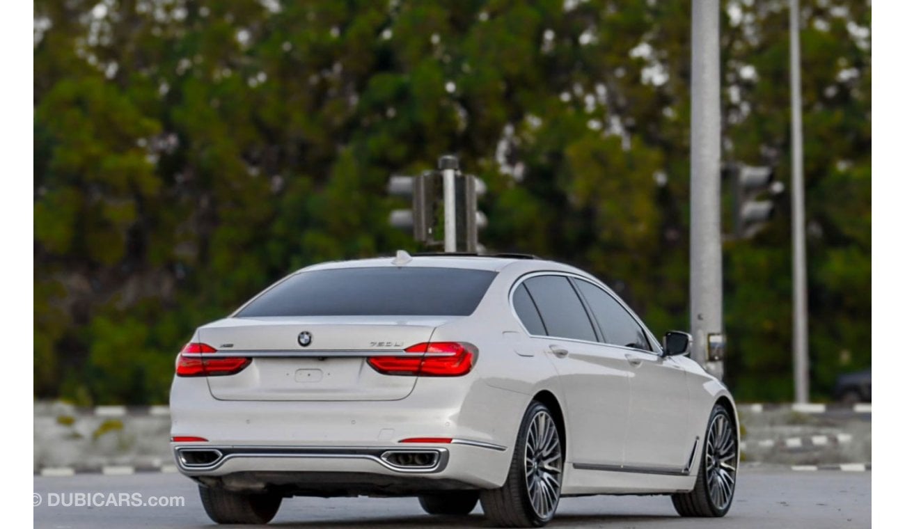 بي أم دبليو 750Li xDrive 4.4L (523 HP) BMW 750Li 2017, full option, GCC, accident-free, in excellent condition 2160 P.