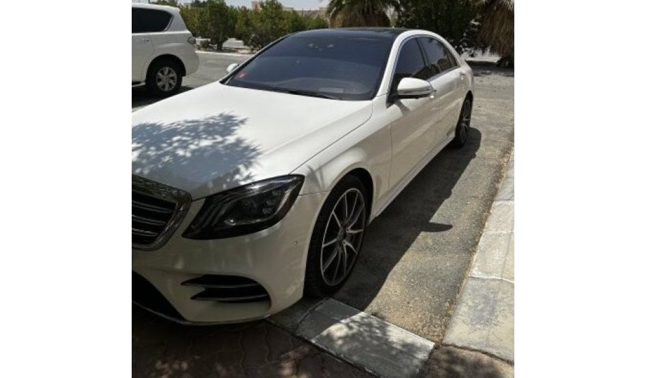 مرسيدس بنز S 560 AMG 4.0L (469 HP)