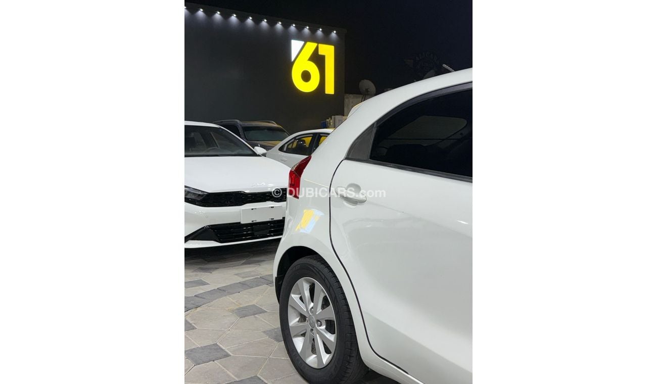 كيا ريو EX 1.4L Hatchback