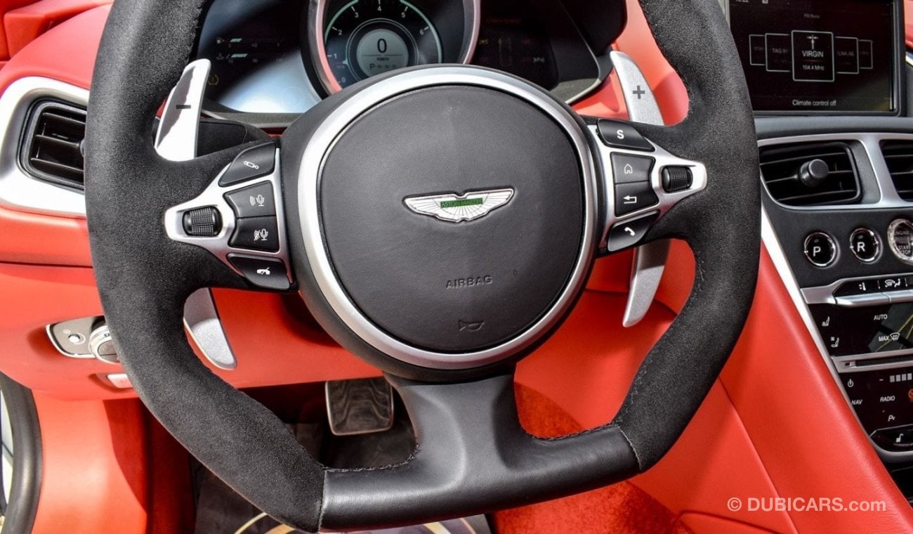 Aston Martin DBS Superleggera 2019 - Superleggra - GCC - 2700KMs Only - Under Warranty