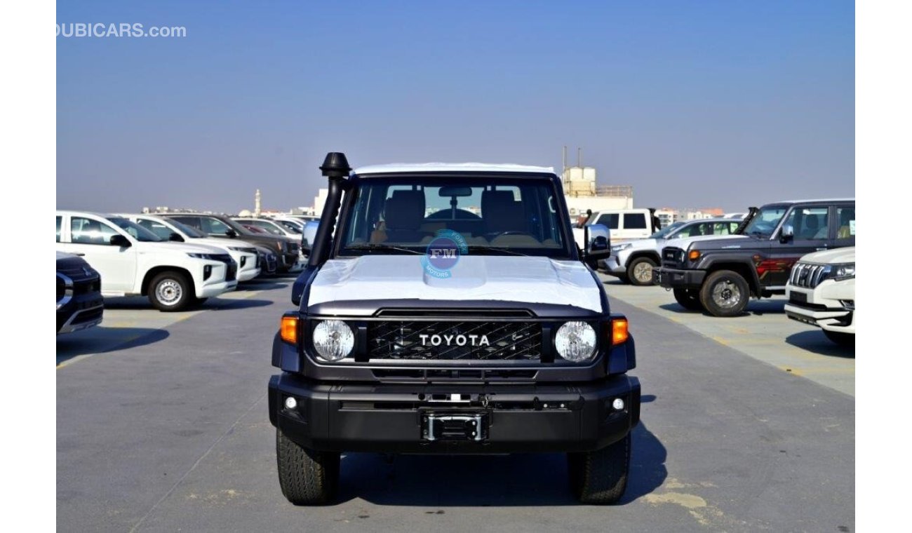 تويوتا لاند كروزر بيك آب 79 Double Cab 2.8L Diesel Automatic (Full Option)