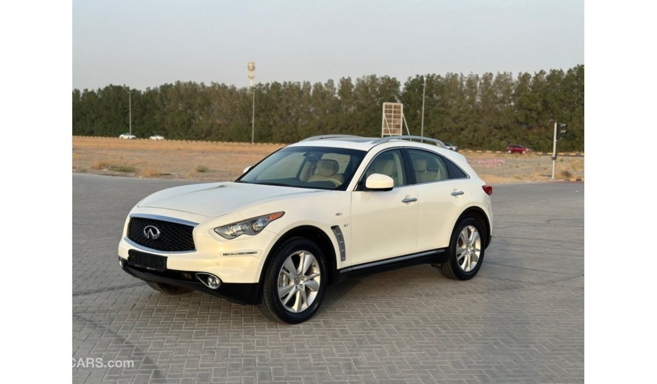 Infiniti QX70 Sport Luxury MODEL 2017 GCC CAR PERFECT CONDITION INSIDE AND OUTSIDE FULL OPTION ONE OWNER ORIGINAL