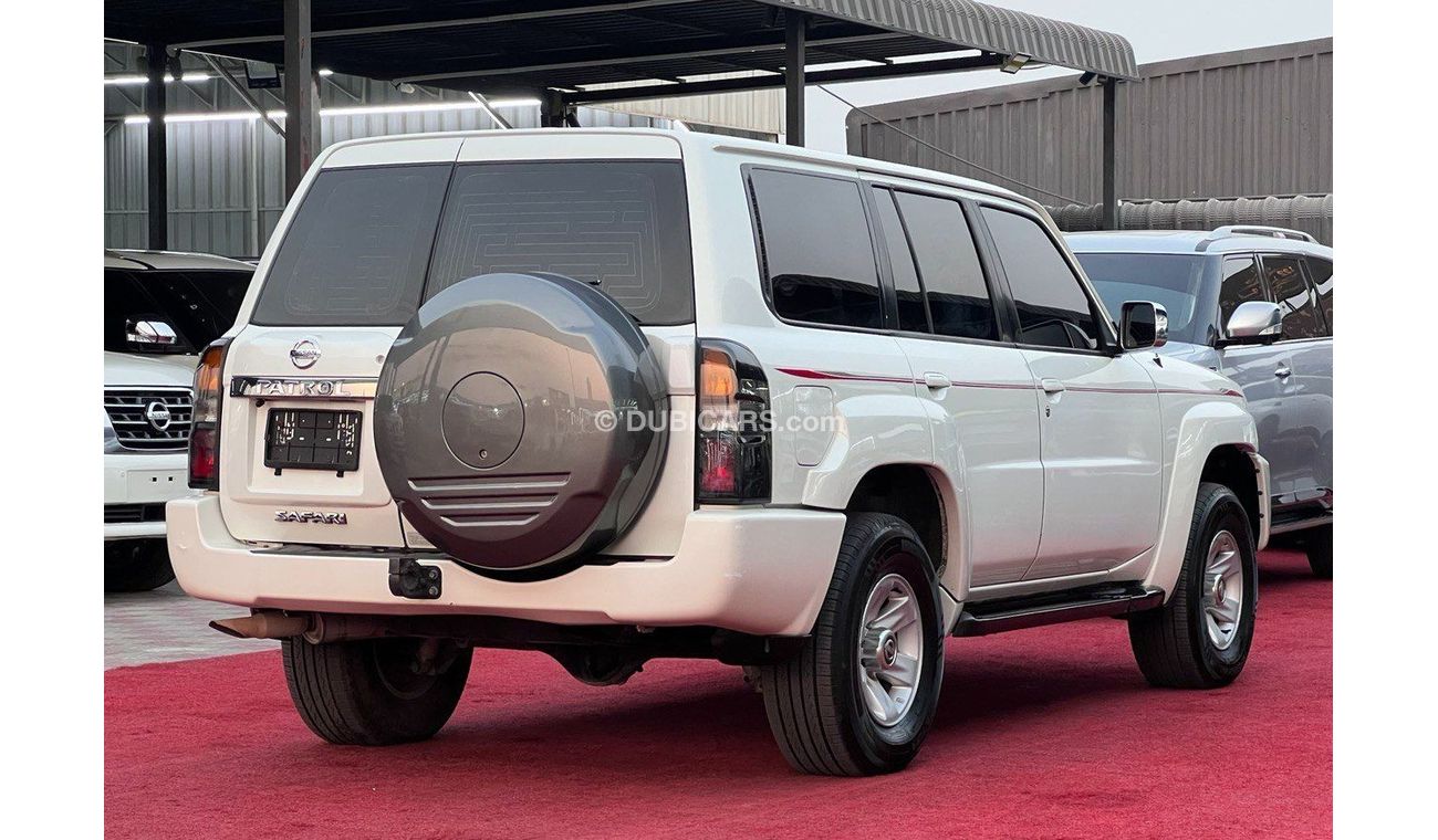 Nissan Patrol Safari