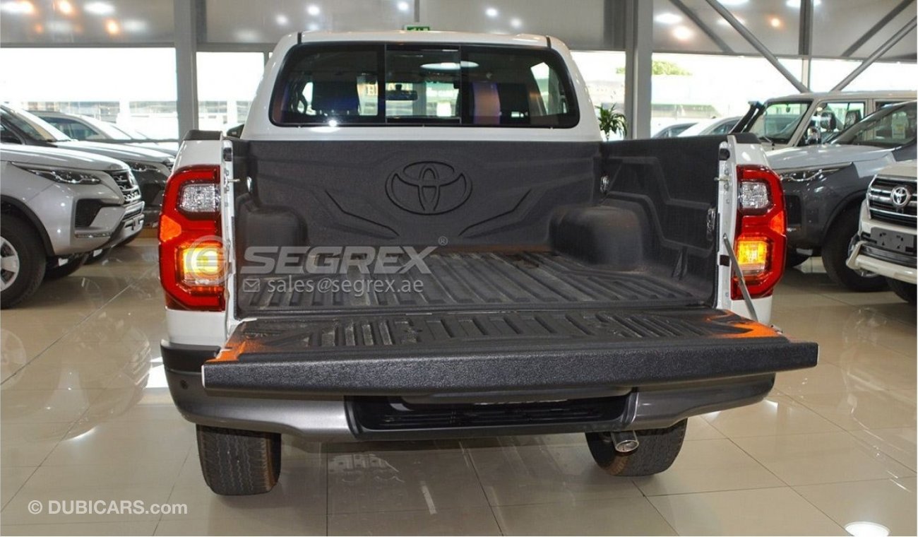 Toyota Hilux DC 4.0L 4x4 6AT ADVANTURE ( AVAILABLE ALL COLORS)