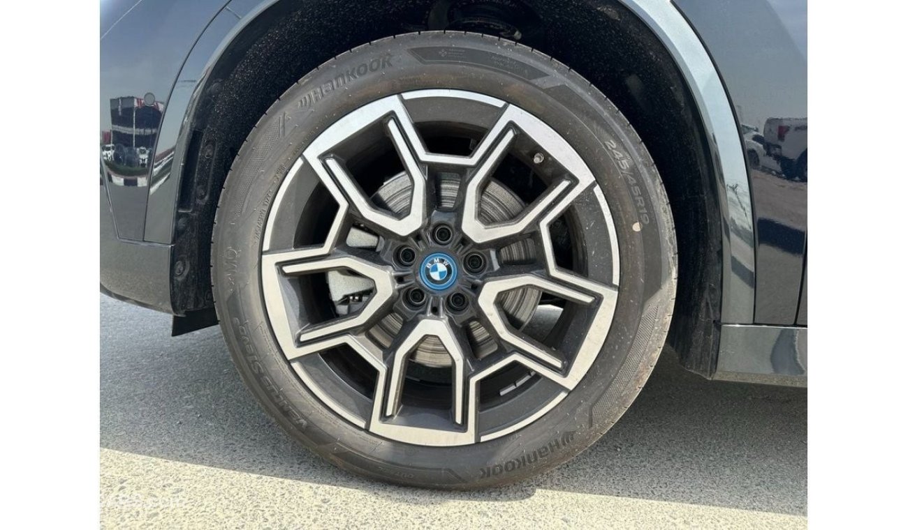 BMW iX BMW IX1 X DRIVE 30L