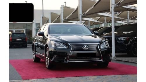 Lexus LS460 Premier LWB 4.6L (382 HP) LEXUS LS460L / 2013 / GCC / Free Accident