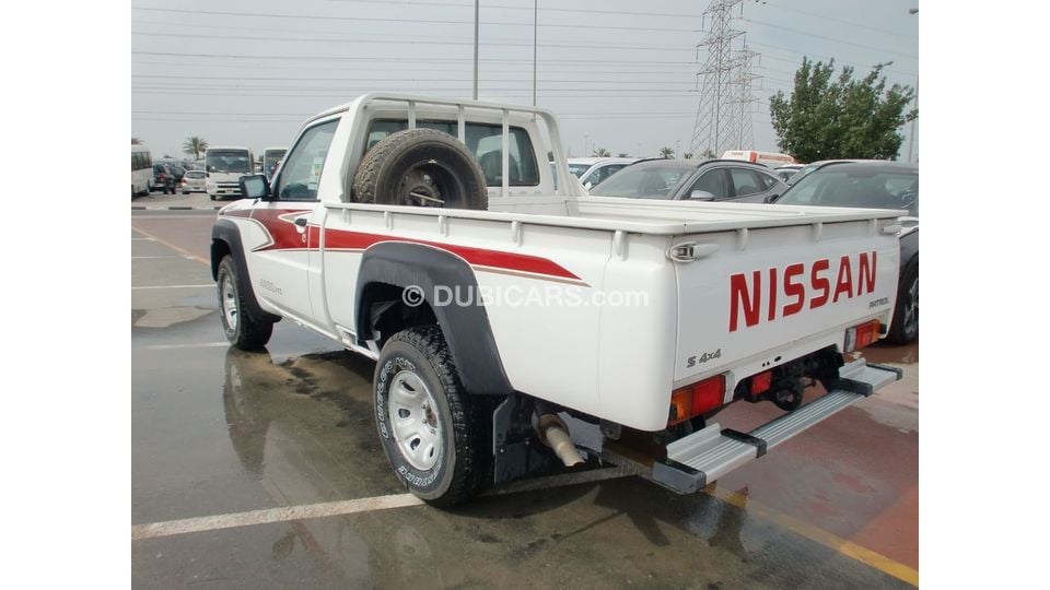 Nissan Patrol Pickup