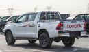 Toyota Hilux SR5. 2.7L 4WD. A/T