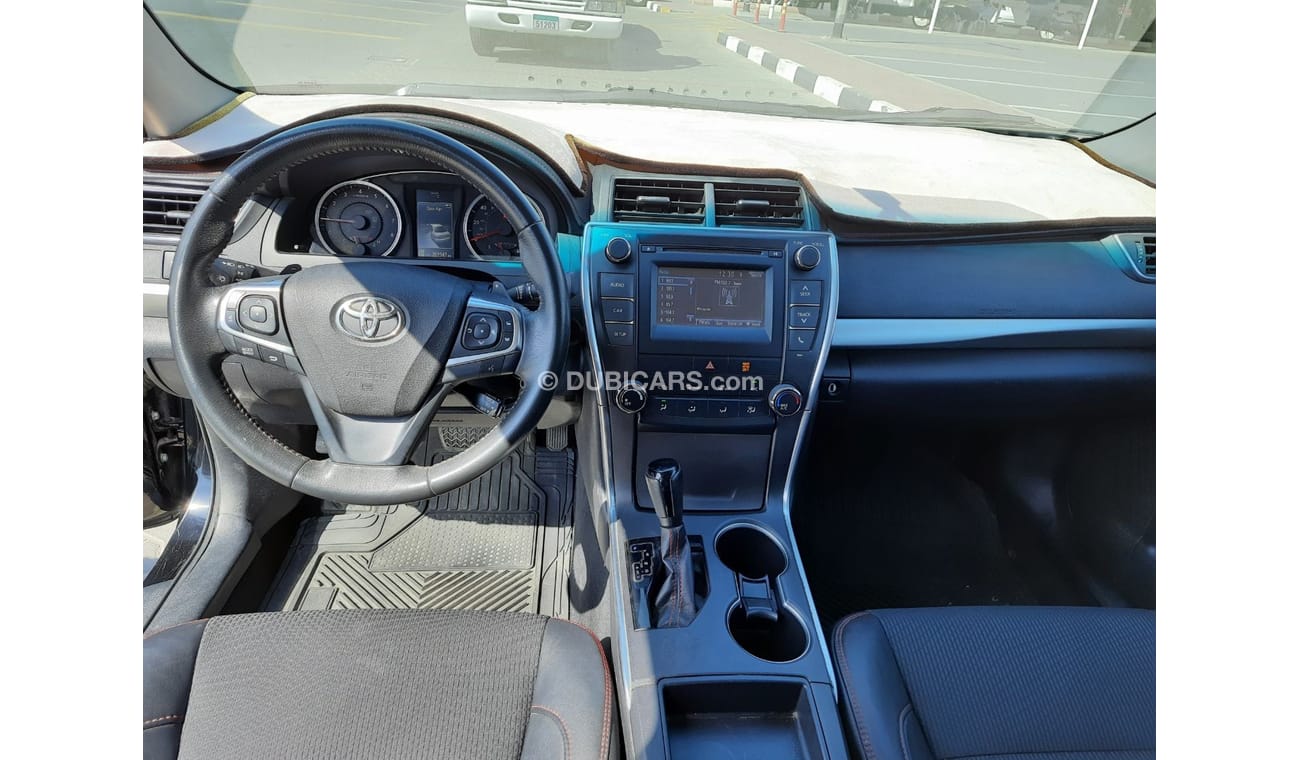 Toyota Camry Toyota camery 2016 American car SE very celen car