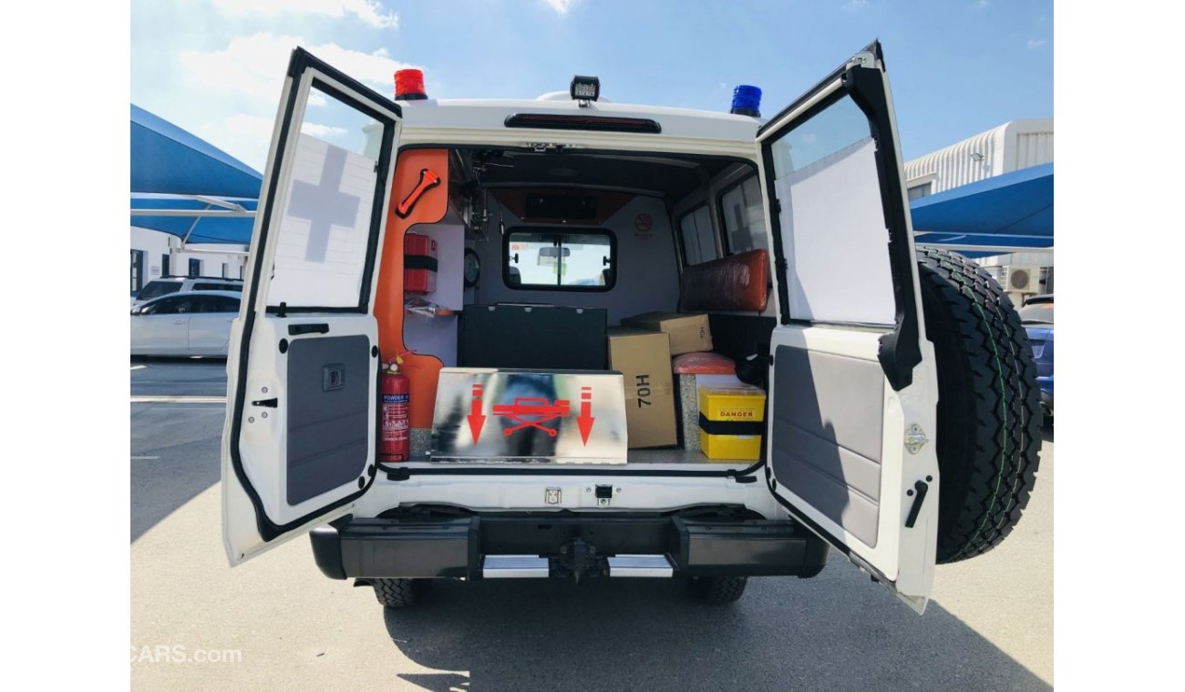 Toyota Land Cruiser Hard Top 4x4 Ambulance