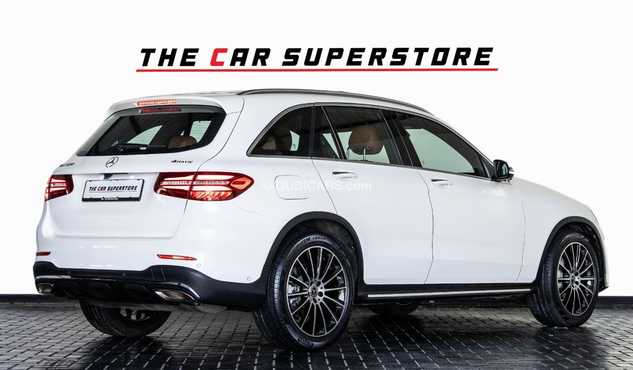 Mercedes-Benz GLC 250 4MATIC 2.0L 2018 - MERCEDES BENZ GLC 250 4matic AMG LINE - GCC - SERVICE HISTORY FULL WITH GARGASH