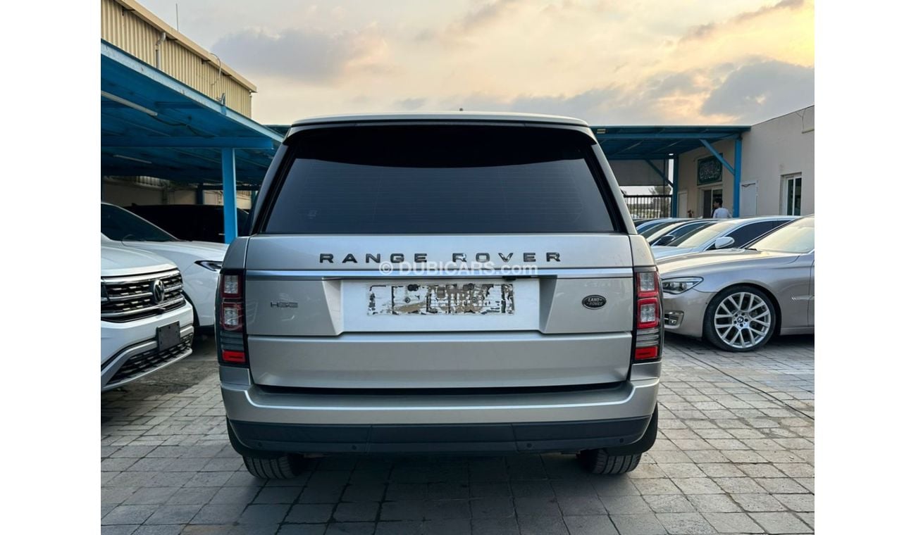 Land Rover Range Rover HSE 5.0L - 2014 - V8 - 375 HP - GCC Specs - One Owner - Perfect Condition - Full Service History