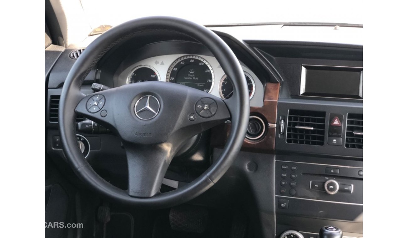 Mercedes-Benz GLK 350 MODEL 2012 car perfect condition inside and outside