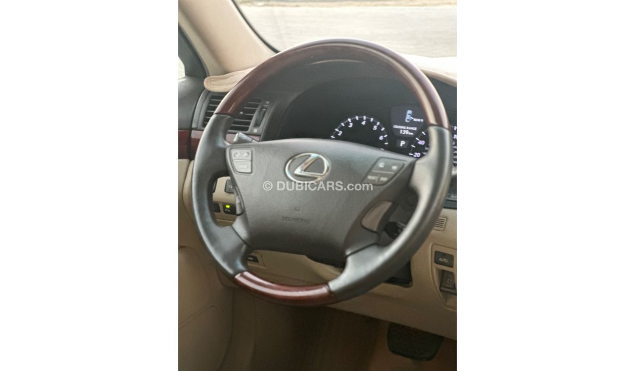 لكزس LS 460 MODEL 2007 car perfect condition inside and outside full option