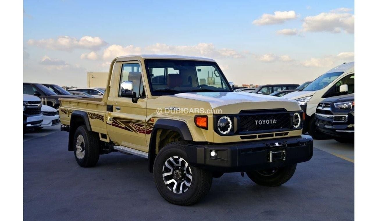 تويوتا لاند كروزر بيك آب 2024 TOYOTA LAND CRUISER 79 SINGLE CAB PICKUP S-DLX 2.8L TURBO DIESEL 4WD AT