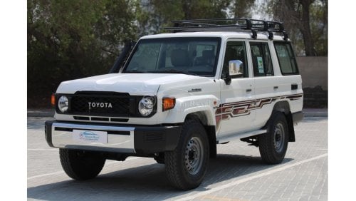 تويوتا لاند كروزر هارد توب LHD LC76 4.5L TDSL-E V8 4WD 5DR 5S MT 2024MY WITH ROOF RAIL