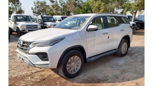 تويوتا فورتونر 2023 Toyota Fortuner V-Grade Full-Option 7-Seater 2.8L 4-Cyl Diesel A/T 4WD Export Only