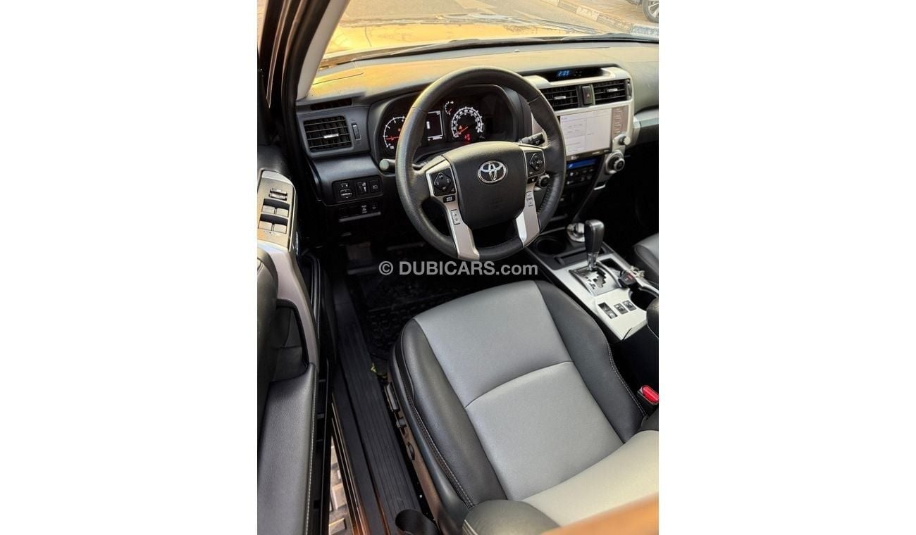 تويوتا Runner4 TOYOTA 4Runner seven seat premium Full Option