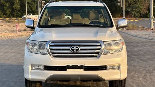 Toyota Land Cruiser MODEL 2010 GCC CAR PERFECT FULL OPTION SUN ROOF