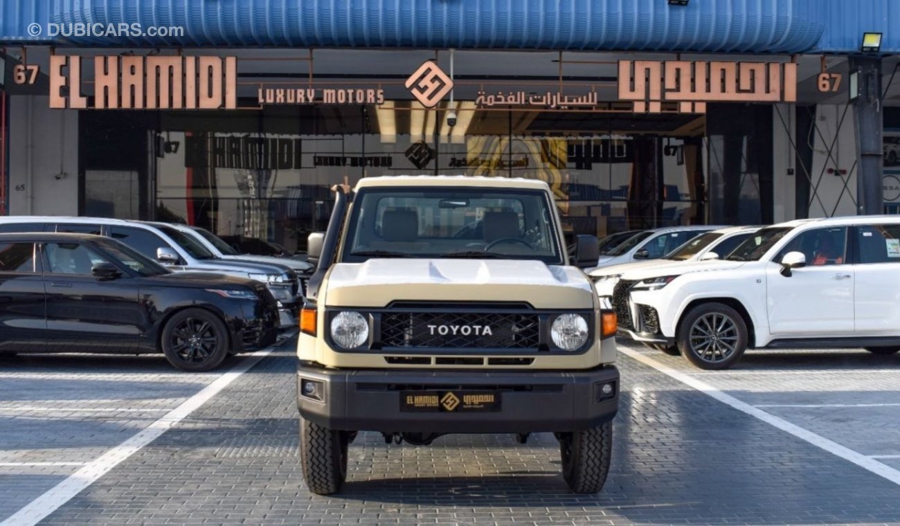 Toyota Land Cruiser Toyota Land Cruiser Pick Up TOYOTA LC PU SINGLE CABIN LX-G ,4.0L PETROL ,A/T,MY24