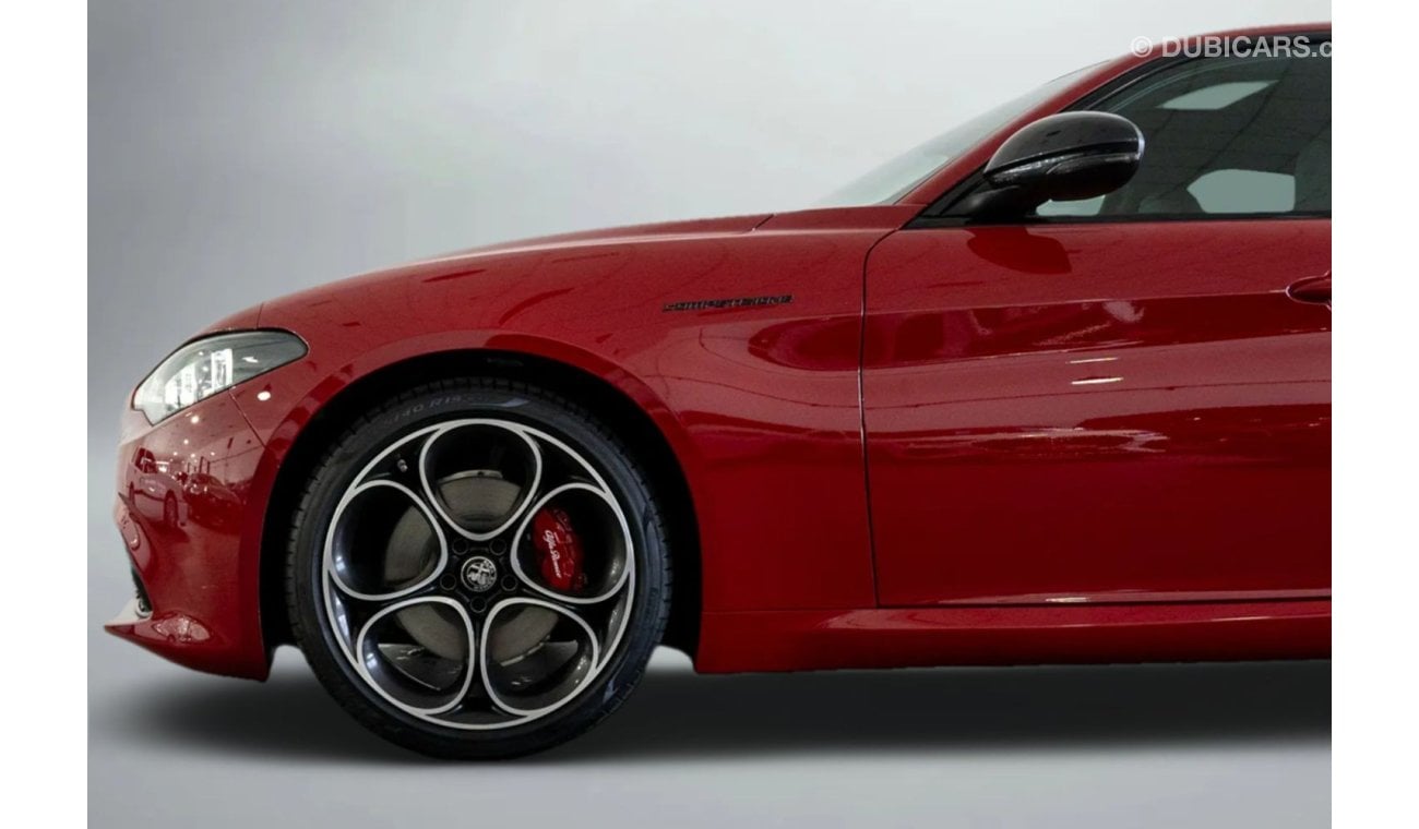 ألفا روميو جوليا Competizione / Delivery Mileage / 7 Year Alfa Romeo Warranty & 5 Year Service