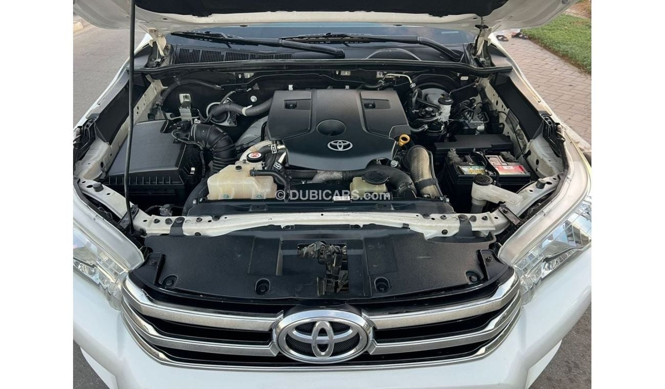 تويوتا هيلوكس 2021 TOYOTA HILUX 2.8L V4  Gcc*DIESEL* MANUAL TRANSMISSION  +POWER WINDOW + 4X4  - DOUBLE CABIN