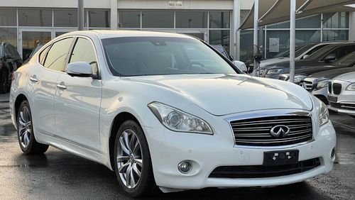 إنفينيتي Q70 Luxury Infiniti Q70_Gcc_2017_Excellent_Condition _Full option