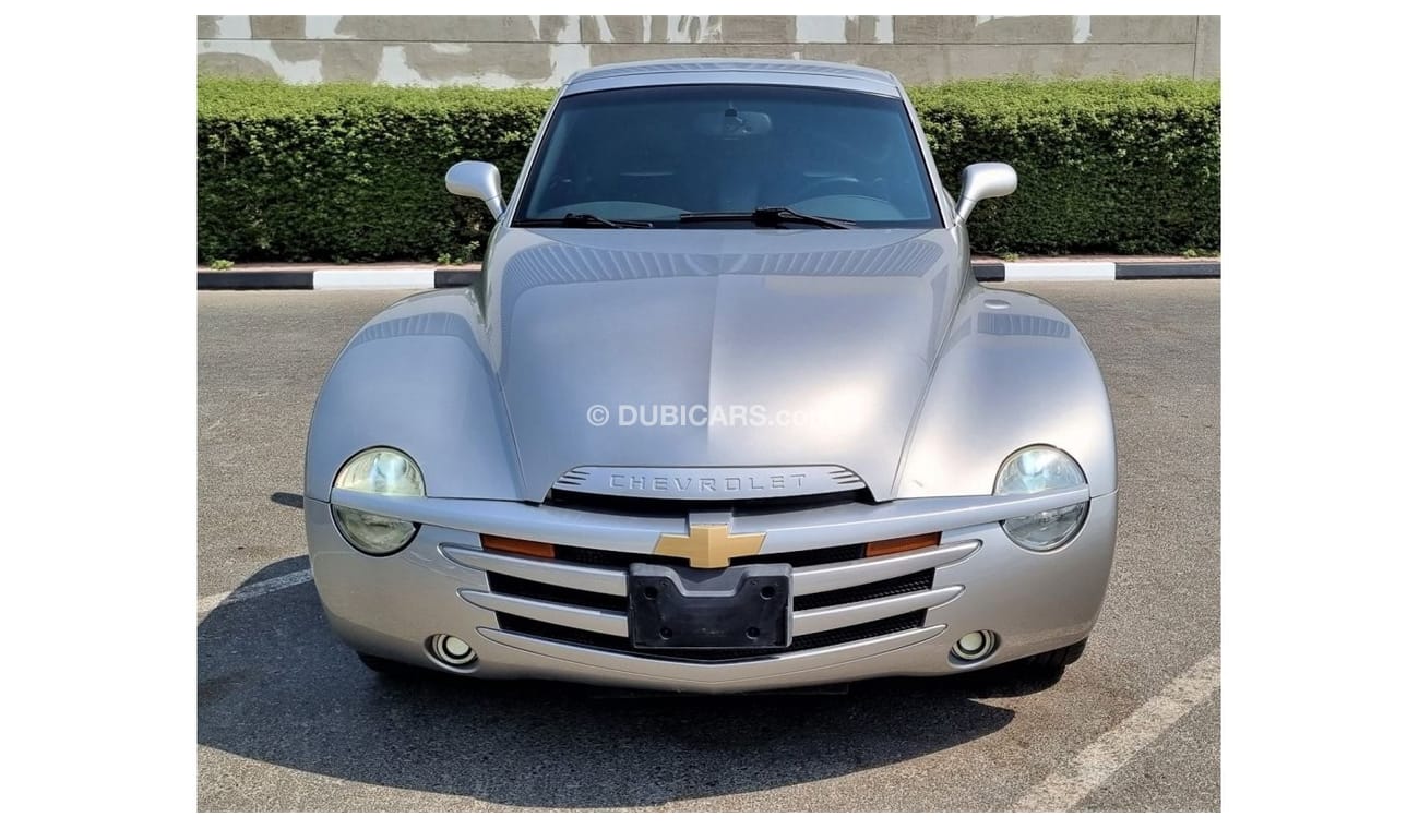 شيفروليه SSR CHEVROLET SSR 2004 5.3L IN BEAUTIFUL CONDITION FOR 85K AED