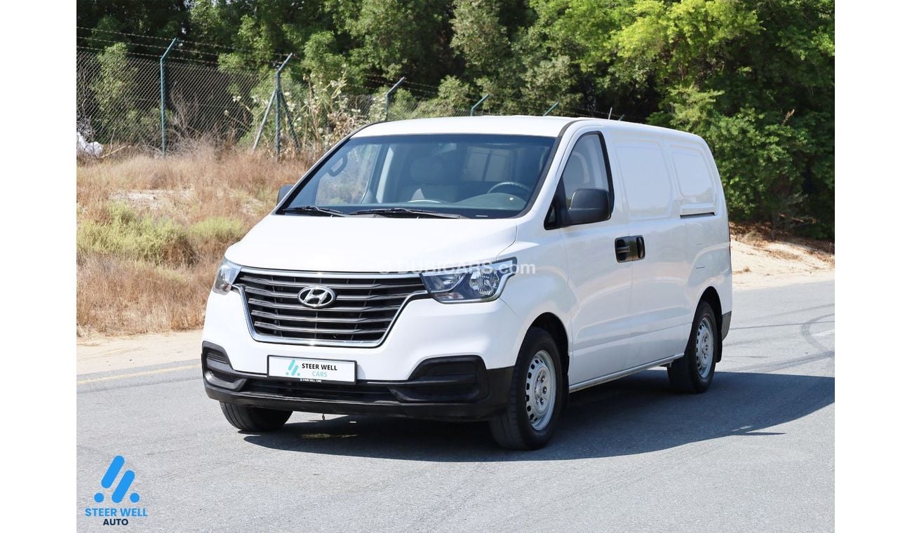 هيونداي H-1 Std 2019 Cargo Van 2.5L RWD / Diesel M/T / Like New Condition / Bulk Deals / Lowest Price / Book Now