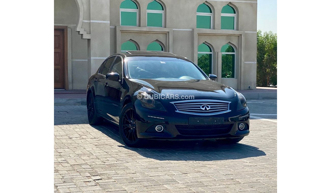 إنفينيتي G25 Good condition car GCC spec