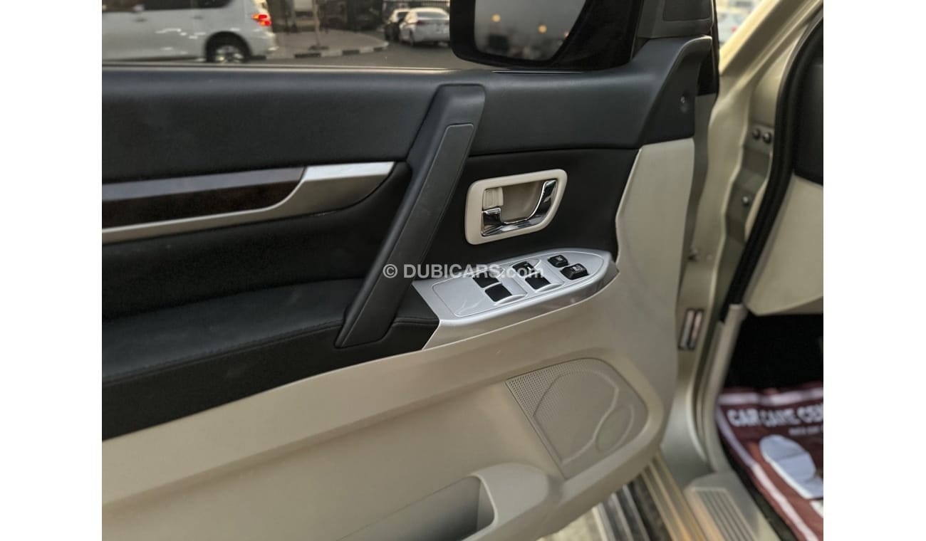 ميتسوبيشي باجيرو Mitsubishi pajero 2015 model v6 LHD