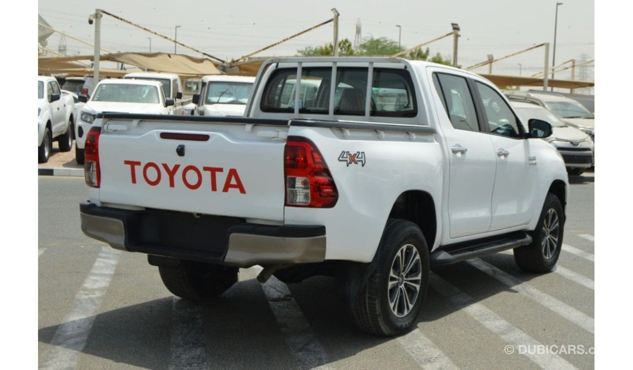 Toyota Hilux SR5