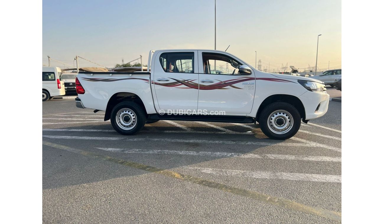 تويوتا هيلوكس 2021 TOYOTA HILUX 2.8L V4 **DIESEL** MANUAL TRANSMISSION  + POWER WINDOW + 4X4  - DOUBLE CABIN - wit