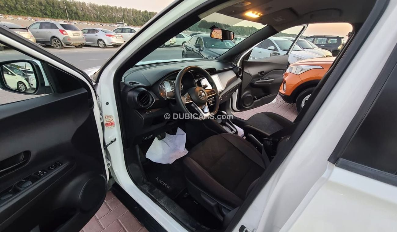 Nissan Kicks S 1.6L