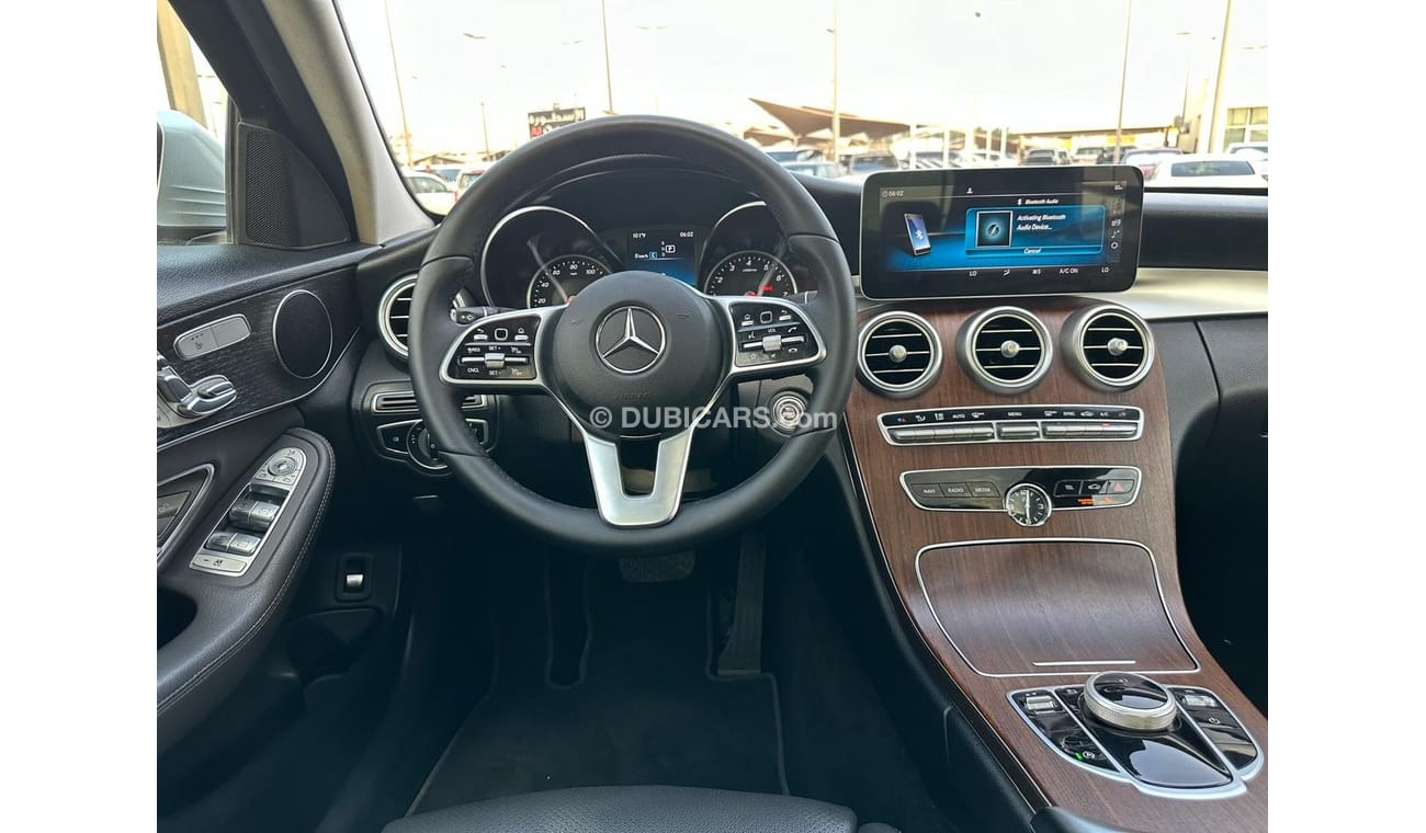 مرسيدس بنز C 300 Mercedes C300 _American_2020_Excellent Condition _Full option