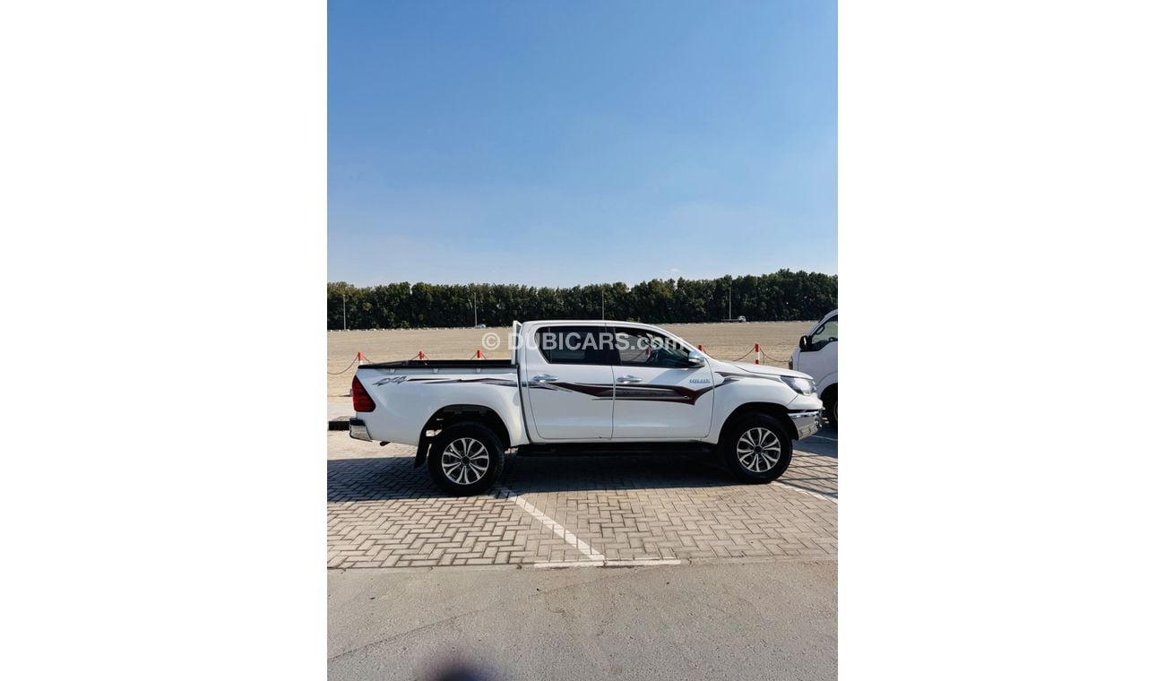 Toyota Hilux GLX Long 2.7L Double Cab Utility