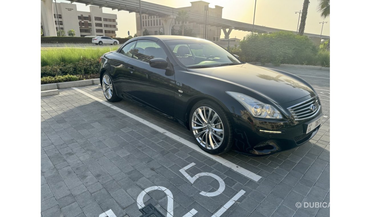 Infiniti Q60