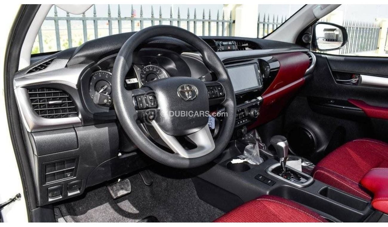 Toyota Hilux TOYOTA HILUX DC 2.7L 4X4 PETROL W/REAR CAMERA A/T MY24 2.7L Petrol 2025