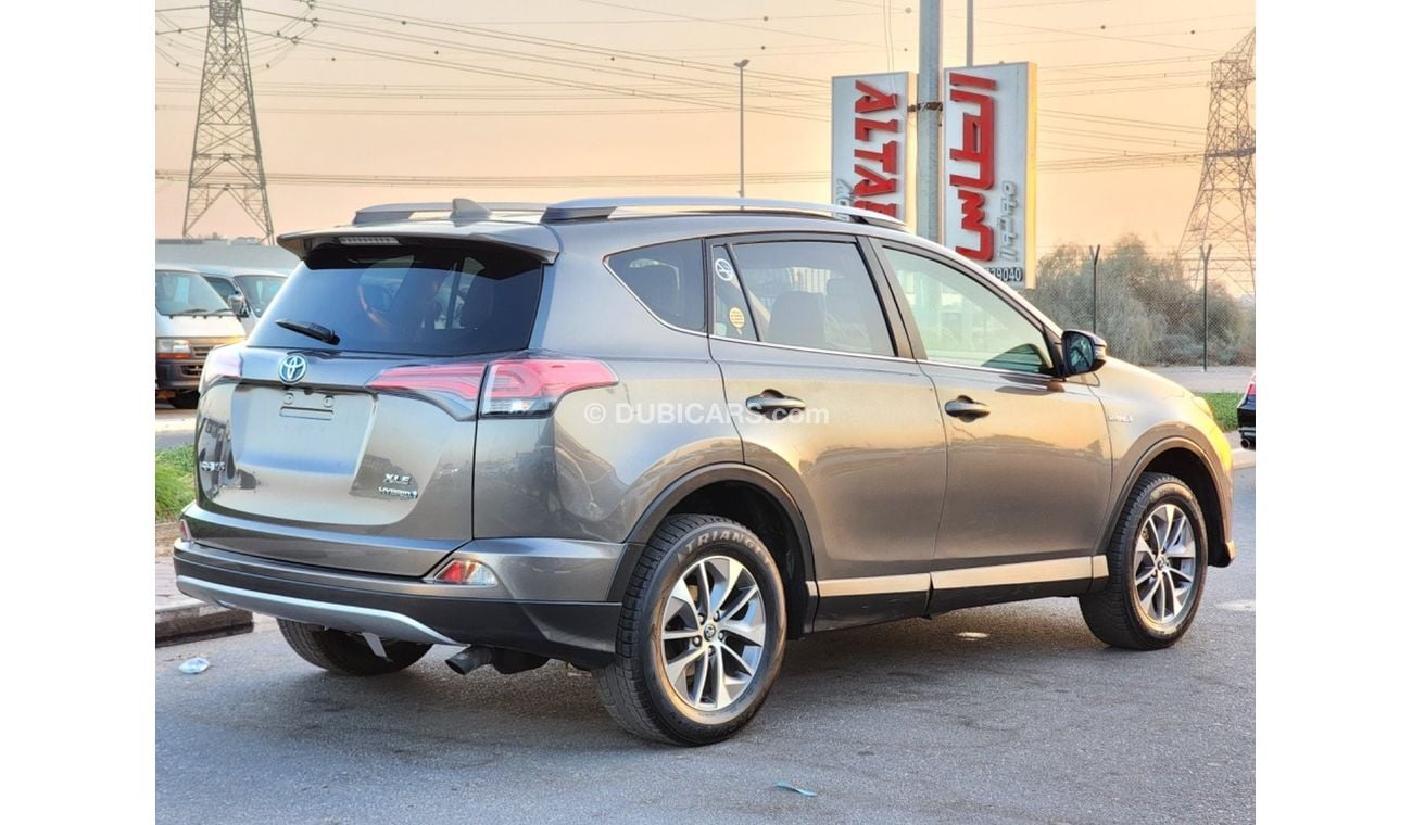 Toyota RAV4 TOYOTA RAV4 hybrid XLE 2.5L