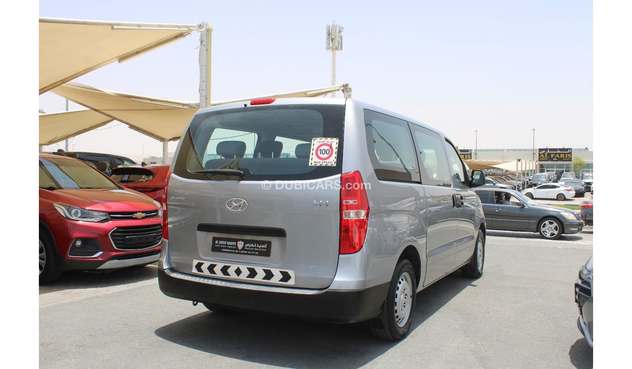 Hyundai H-1 Base GCC - ACCIDENTS FREE - 12 SEATER - AUTOMATIC GEAR