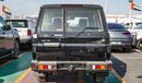 Toyota Land Cruiser Hard Top LX 4.0L V6 A/T