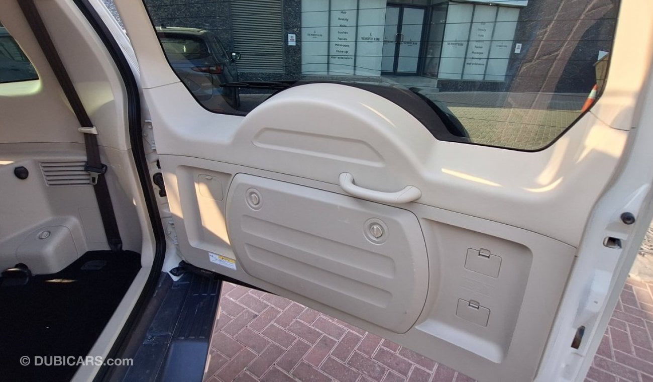 Mitsubishi Pajero GLS Midline Sunroof 3.0L V6