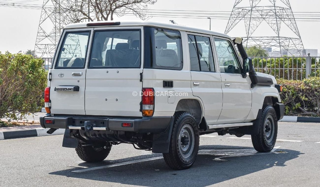 Toyota Land Cruiser Hard Top TOYOTA LAND CRUISER 76 HARDTOP 5 DOOR 4.2 V6 DSL 2024 MODEL