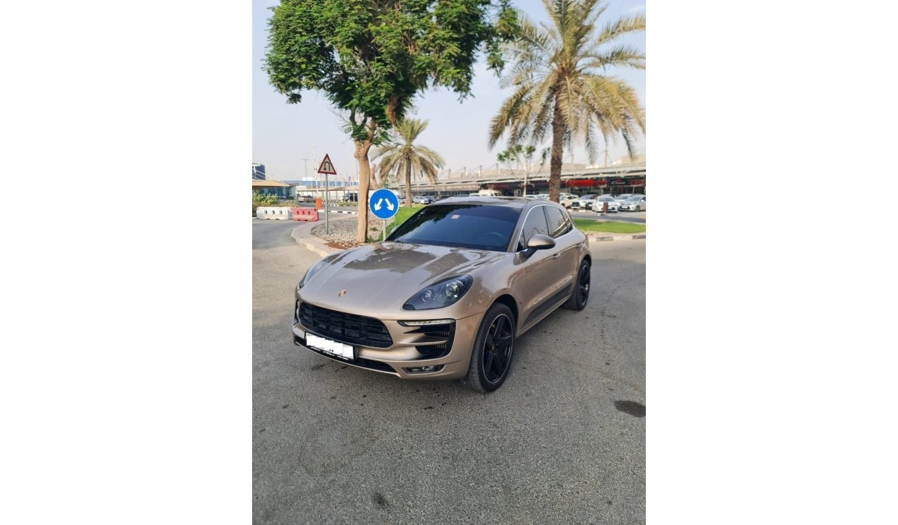 Porsche Macan S