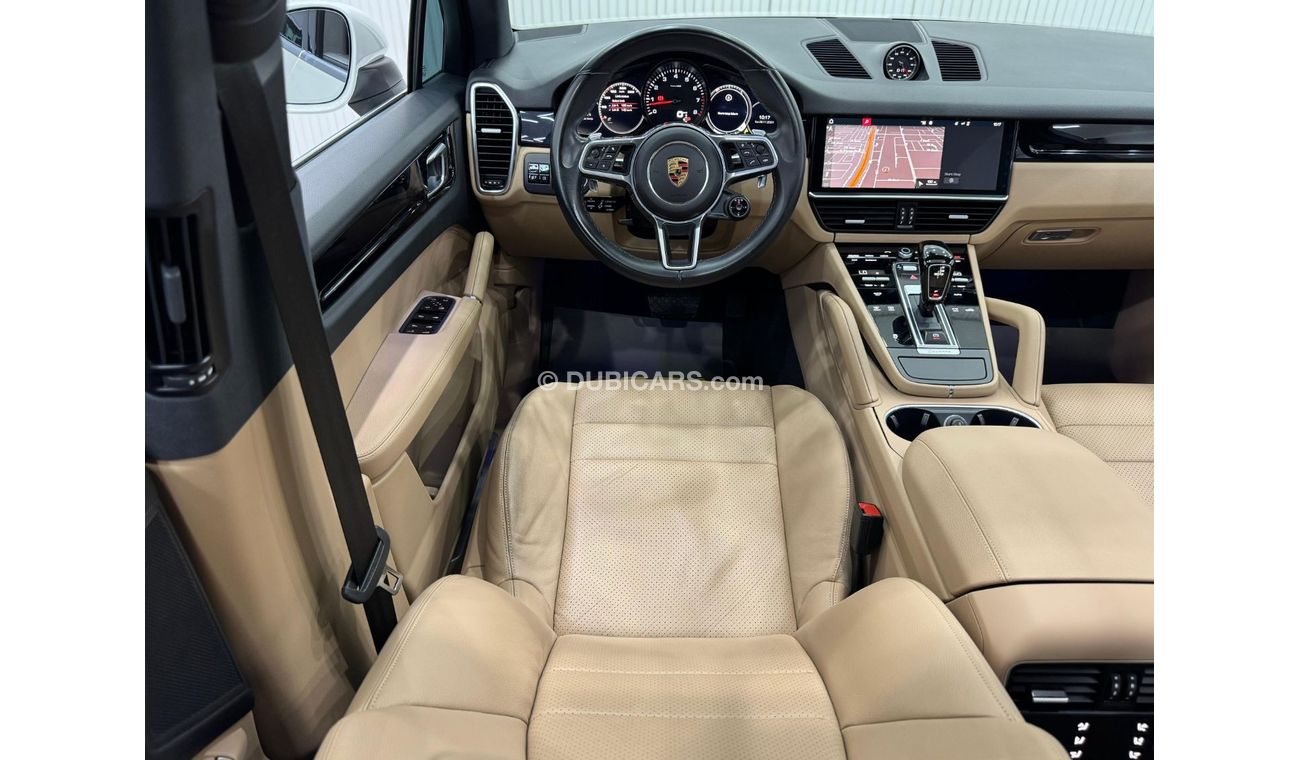 Porsche Cayenne Std 3.0L (335 HP) 2018 Porsche Cayenne, Warranty, Full Service History, Excellent Condition, GCC