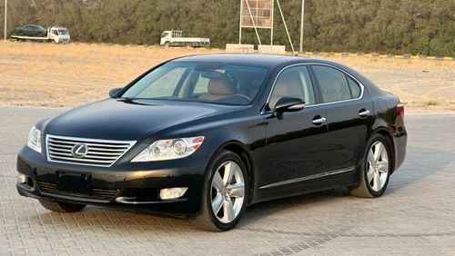 Lexus LS460 MODEL 2011 car perfect condition inside and outside full option sun roof