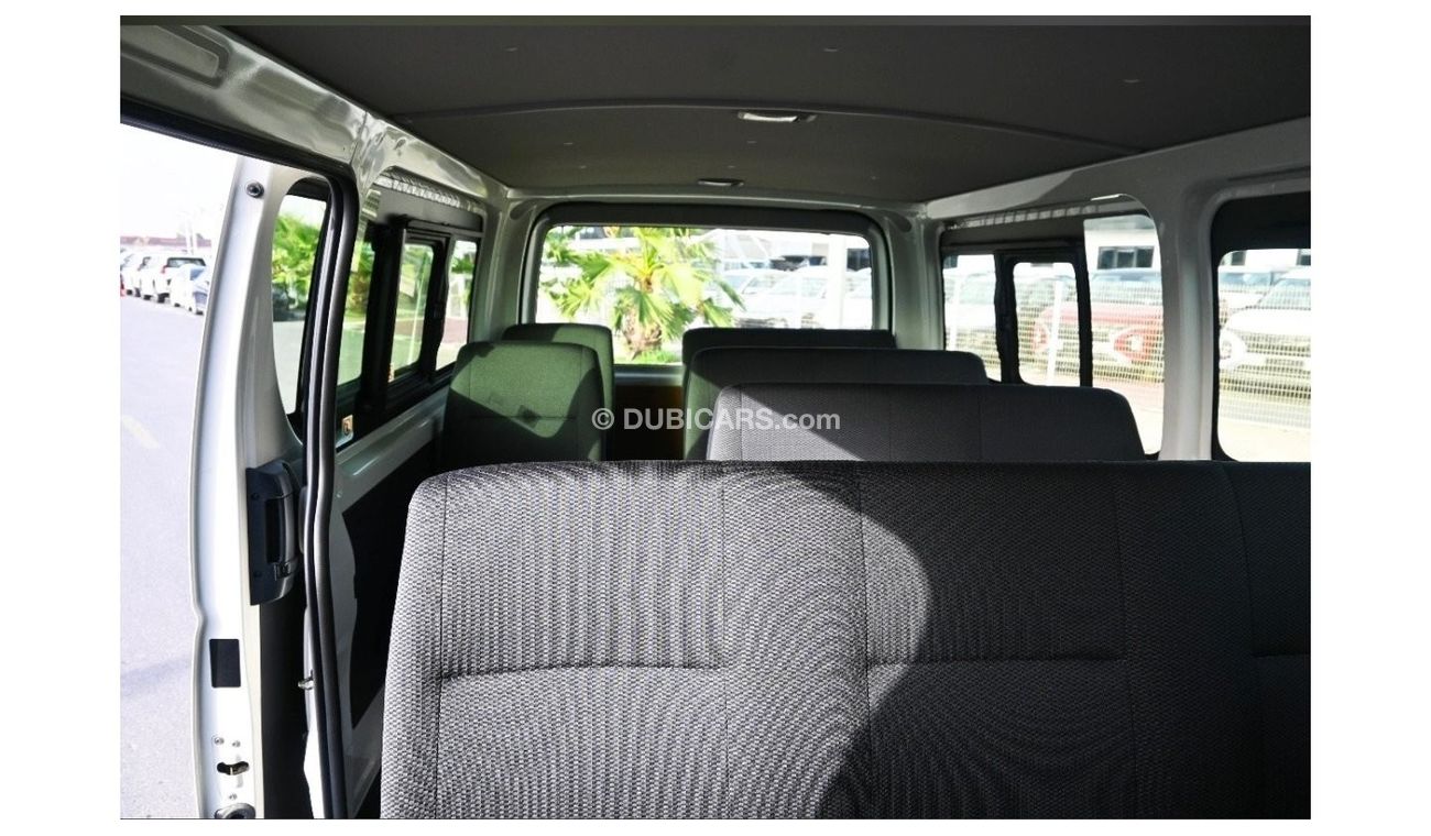 تويوتا هاياس Hiace Standard Roof 15 Seater 2.5L Diesel