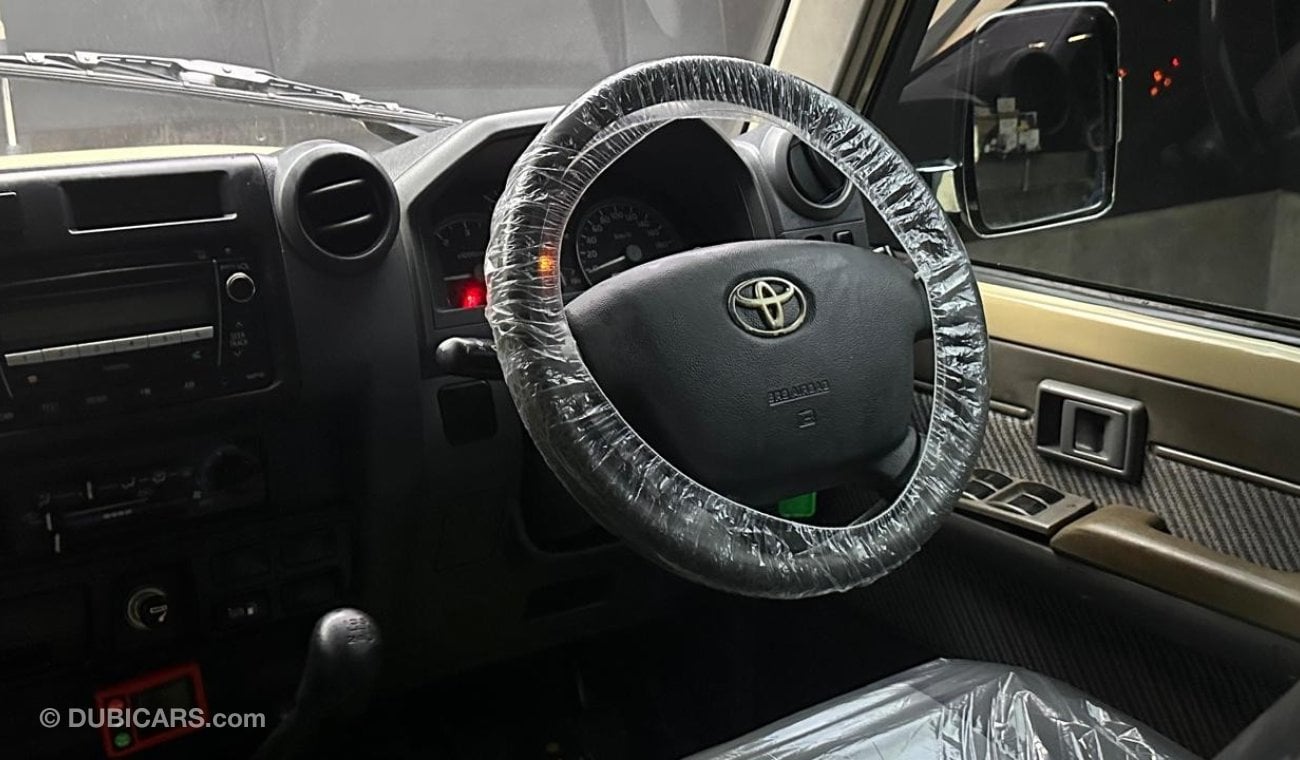 Toyota Land Cruiser Pick Up Std